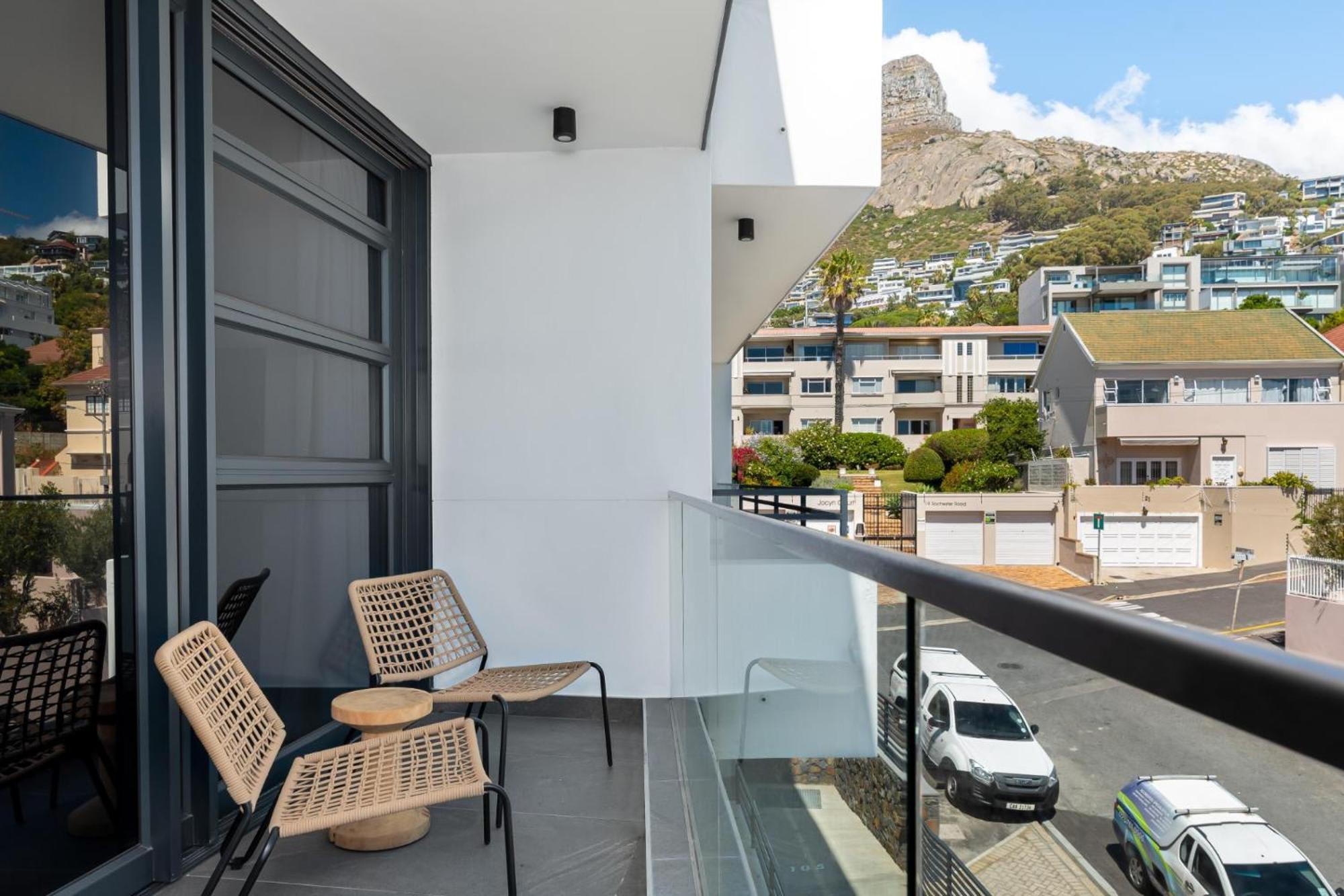 Apartment Secure Modern W Views Bantry Pad *