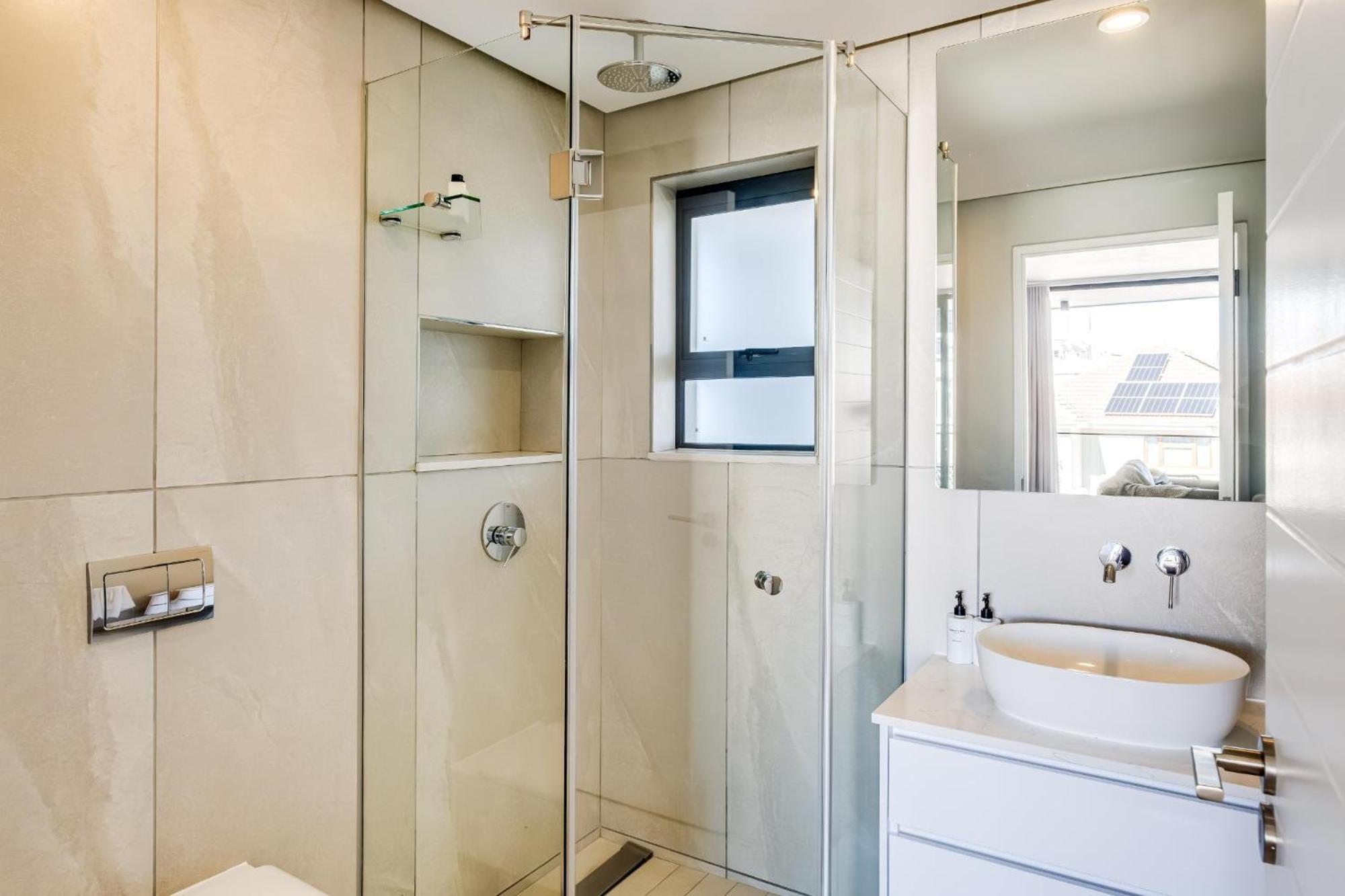 Apartment Secure Modern W Views Bantry Pad Cape Town