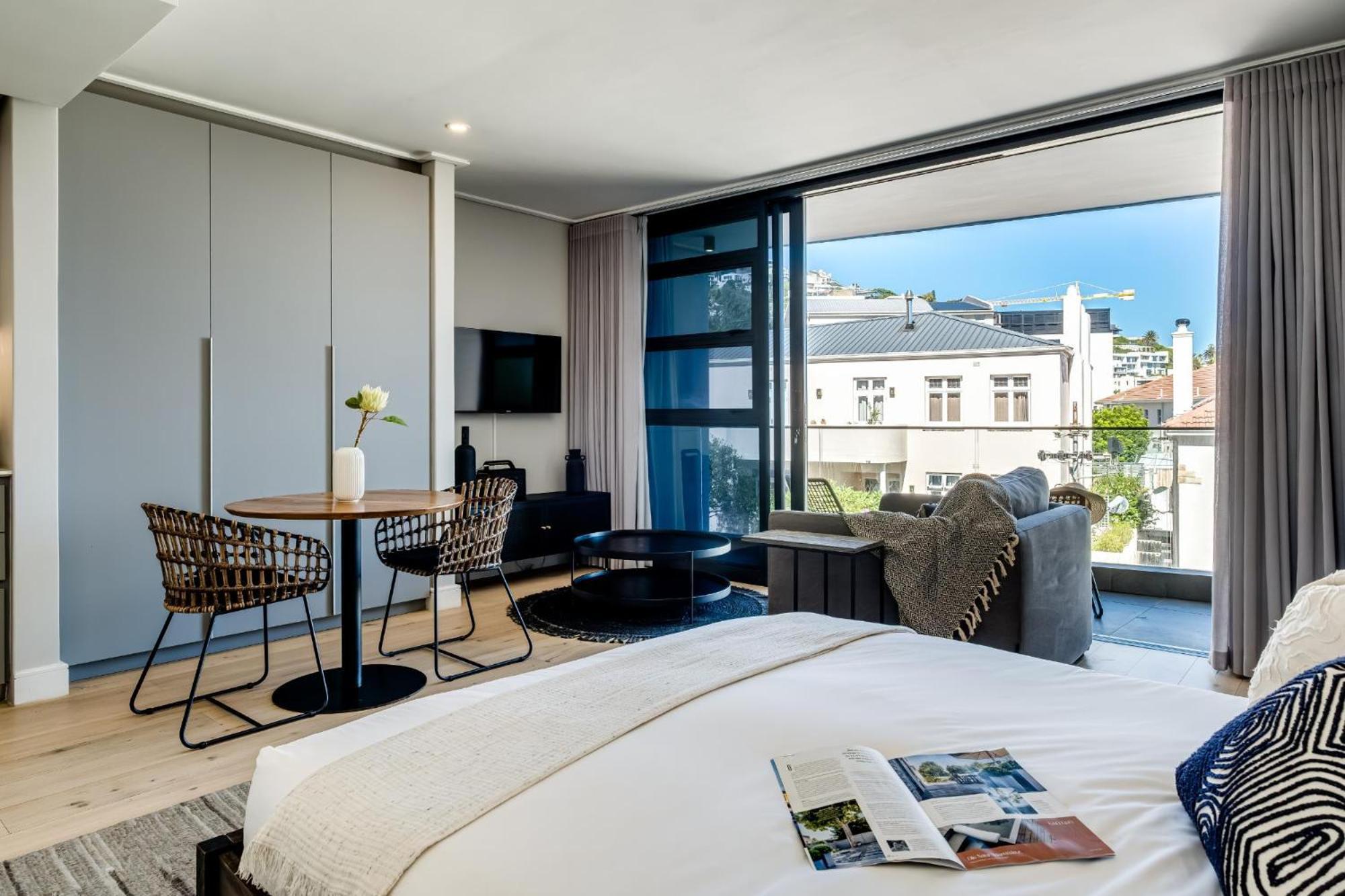 Apartment Secure Modern W Views Bantry Pad *