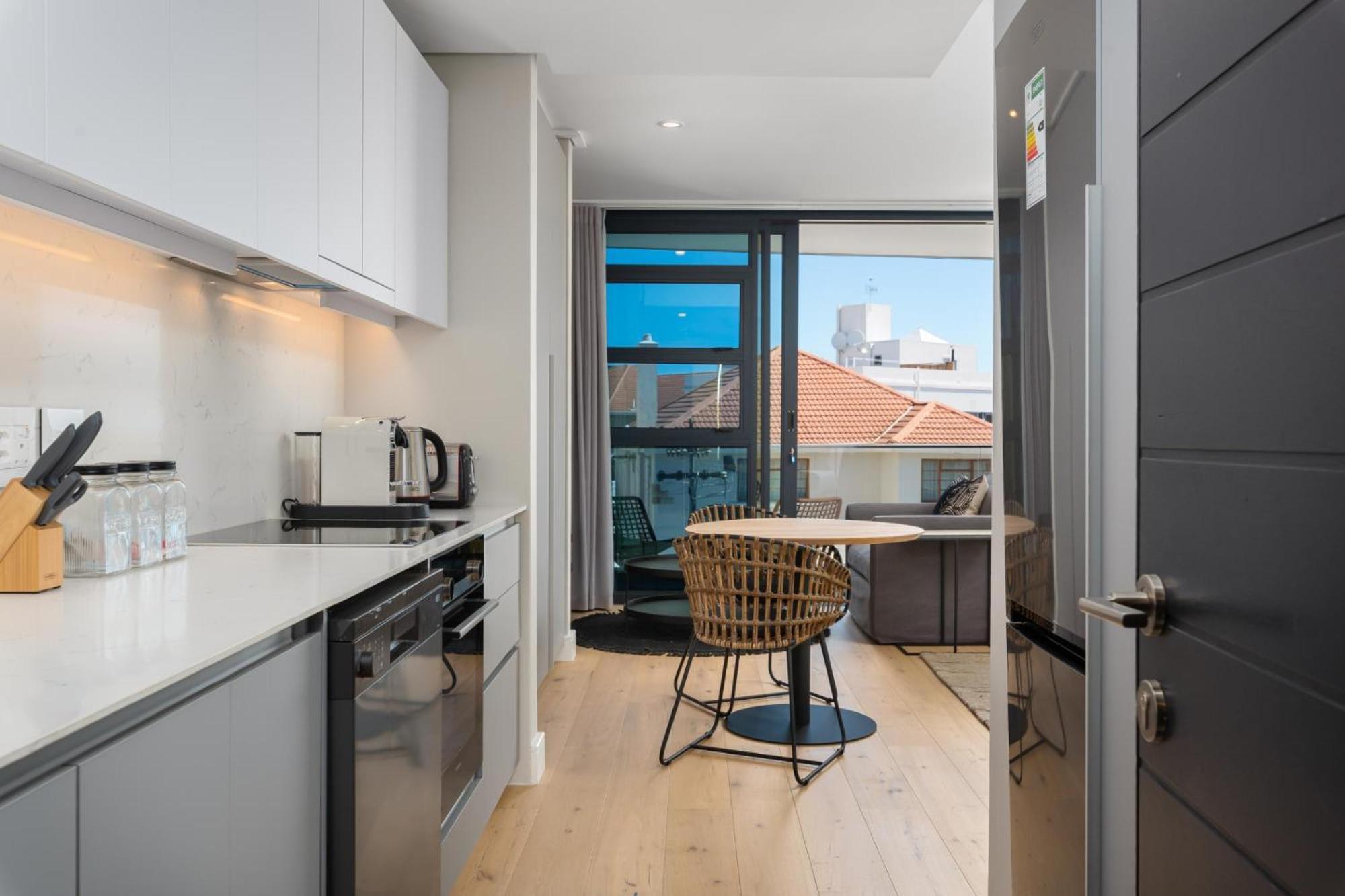 Secure Modern W Views Bantry Pad Cape Town