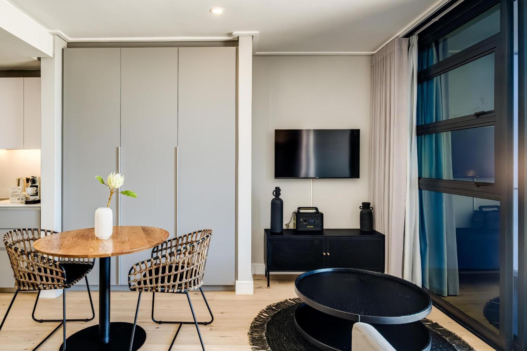 Apartment Secure Modern W Views Bantry Pad